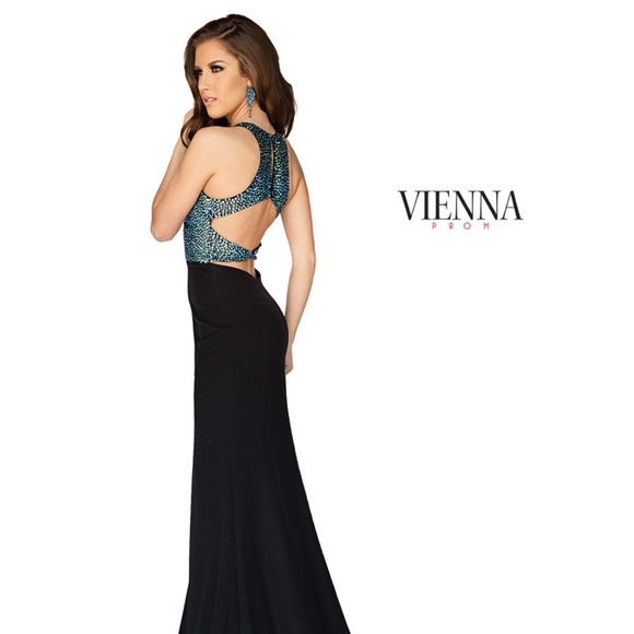 Authentic NEW Vienna 8411 Black Prom Gown - Picture 3 of 7